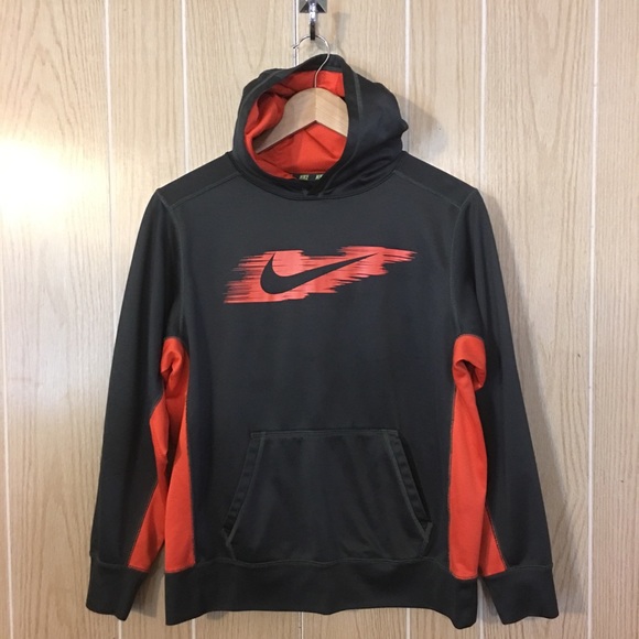 black nike hoodie youth